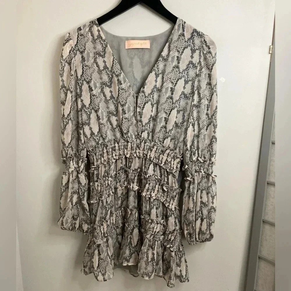 Anthropologie Gray and Cream Maxi Dress